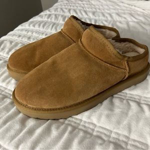 Uggs classic slipper
